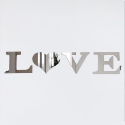Декор настенный "LOVE", из акрила, зеркальный, буква 8 х 10 см