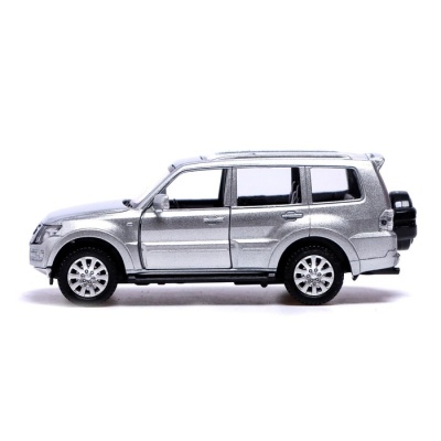 Машина металлическая MITSUBISHI PAJERO 4WD