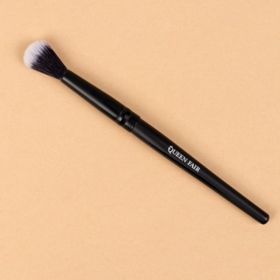 Кисть для макияжа «Premium Brush», 14 см, цвет чёрный