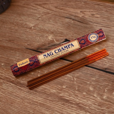 Благовония NAG CHAMPA "Tulasi" 15 аромапалочек Original